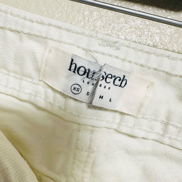 House of CB MARLI Ivory Wide Leg Flared Jeans size XS- Regular leng/ NWOT - Picture 4 of 5